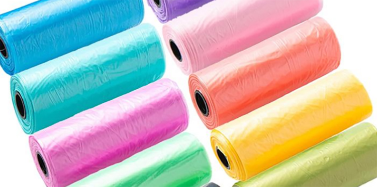Value Poo Bags Roll in Assorted Colors, 15 bags